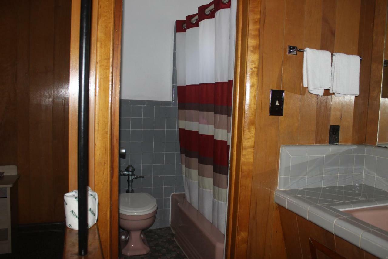 Budget Inn Pulaski Buitenkant foto